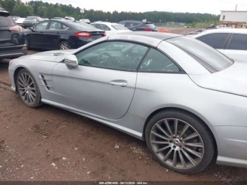 Mercedes SL R231 2014 Mercedes-Benz SL 550 2014 4.6l 4.6 Benzyna 429KM, zdjęcie 2