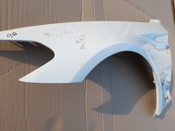 BLATNÍK PRAVÝ BMW 1 F40