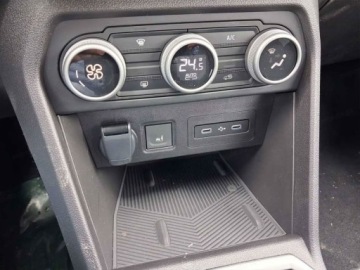 Dacia Sandero III Stepway 1.0 TCe 110KM 2025 Od ręki - Stepway Extreme 1.0 TCe 110KM / Pakiet Zimowy, Easy, zdjęcie 8