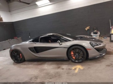  McLaren 570S Coupe 2016. 3.8 Benzyna 562KM, zdjęcie 6
