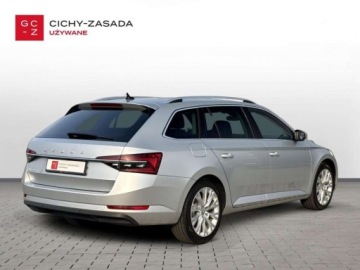 Skoda Superb III Kombi Facelifting 2.0 TDI SCR 200KM 2022 Skoda Superb 2.0TDI 200KM STYLE DSGPodrzewane FoteleNiski PrzebiegKameraFV, zdjęcie 4