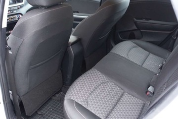 Kia Ceed III Kombi 1.6 CRDi 115KM 2019 Kia Ceed czujniki, tempomat, klimatyzacja 2strefowa, FV23 1.6 Diesel 115KM, zdjęcie 5