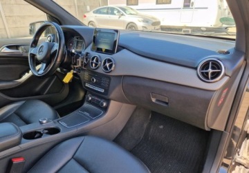 Mercedes Klasa B W246 Sports Tourer 200 CDI 136KM 2015 Mercedes-Benz Klasa B Serwisowany w ASO Mercedes Kratka Dostawczy 2 osoby, zdjęcie 23