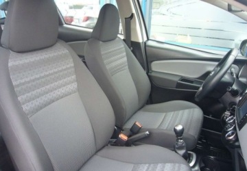 Toyota Yaris III Hatchback 5d Facelifting 1.33 Dual VVT-i 99KM 2017 Toyota Yaris Toyota Yaris III Salon PL - serwis 1.3 Benzyna 99KM, zdjęcie 18