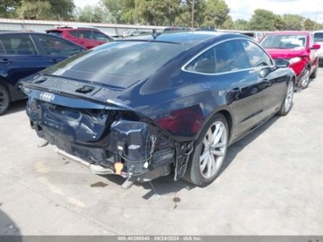 Audi A7 C8 2022 Audi A7 Sportback Premium Plus, 2022r., 4x4, 3.0L 3.0 Benzyna 335KM, zdjęcie 2