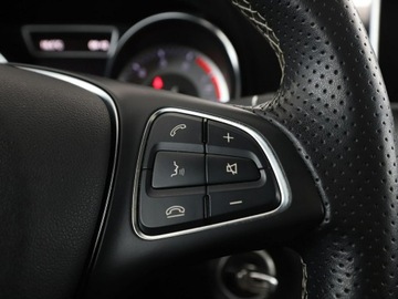 Mercedes GLA I Off-roader 2.0 250 211KM 2016 Mercedes GLA 250 Automat Sensation Panorama, zdjęcie 28