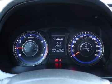 Hyundai i40 Kombi 1.6 GDI 135KM 2012 Hyundai i40 1.6 GDI, Klima, Tempomat, Parktronic, zdjęcie 10