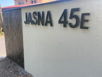 3D номер дома, цвет АНТРАЦИТ, металл, алюминиевый композит, 50 см, офисное здание