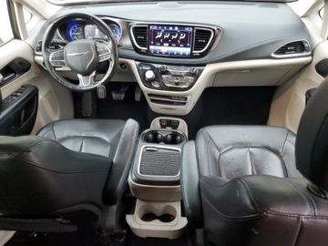 Chrysler Pacifica II 2021 Chrysler Pacifica Hybrid Touring L 2021 3.6l 3.6 Hybryda 260KM, zdjęcie 8