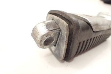 Suzuki VS 1400 Intrumer Set подножка водителя [P].