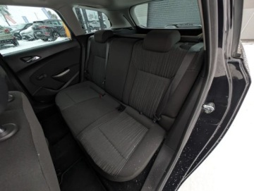 Opel Astra J Sports Tourer 2.0 CDTI ECOTEC 160KM 2010 Opel Astra Klima Navi Tempomat Serwis Gwarancja 2.0 Diesel 160KM, zdjęcie 33