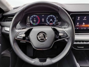 Skoda Octavia IV Kombi 2.0 TDI 150KM 2022 Skoda Octavia Martwe pole Bogata wersja grzana kanapa Virtual MasazEl.Klapa, zdjęcie 11