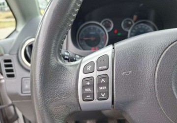 Suzuki SX4 I Hatchback Facelifting 1.6 VVT 120KM 2011 Suzuki SX4 Zarejestrowany - ubezpieczony - benzyna - 1,6 - 120 KM - 81.000, zdjęcie 30