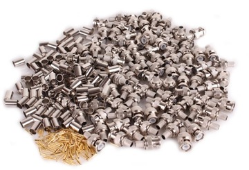 РАЗЪЕМ BNC, ЗАЖИМАННЫЙ НА RG6U