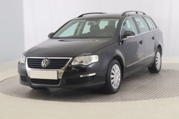 Volkswagen Passat B6 Variant 1.9 TDI PDE 105KM 2007 VW Passat 1.9 TDI, Klima, Klimatronic, Tempomat, zdjęcie 1
