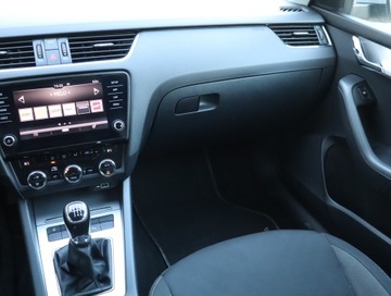 Skoda Octavia III Kombi Facelifting 2.0 TDI 150KM 2019 Skoda Octavia 2.0 TDI, Salon Polska, zdjęcie 7