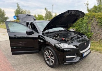 Jaguar F-Pace SUV 2.0 i4D 180KM 2018 Jaguar F-Pace Jaguar F-Pace 2.0 i4D AWD R-Sport 2.0 Diesel 180KM, zdjęcie 16