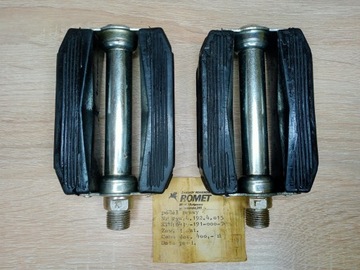 _ НАБОР ПЕДАЛЕЙ _ ПЕДАЛИ _ ДЛЯ ZZR ROMET _ WIGRY JUBILAT _ В РАЗБОРКЕ _