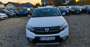 Dacia Sandero II Hatchback 5d Facelifting 0.9 TCe 90KM 2017 Dacia Sandero Stepway Dacia Sandero Stepway 0.9 TCe Laureate SampS Easy-R, zdjęcie 2