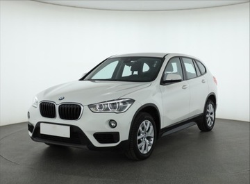 BMW X1 F48 Crossover sDrive20i 192KM 2018 BMW X1 sDrive20i, Serwis ASO, Automat, Navi, zdjęcie 1