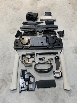 Пластиковая накладка Subaru Outback VI 2020 США