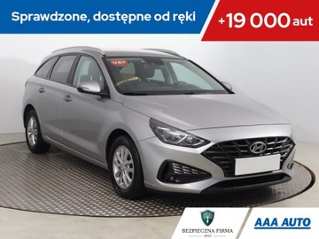 Hyundai i30 III Wagon Facelifting 1.0 T-GDI 120KM 2022 Hyundai i30 1.0 T-GDI, Salon Polska