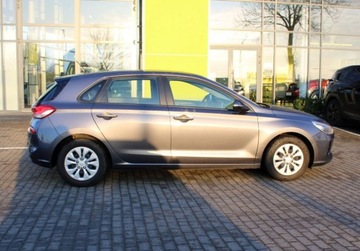 Hyundai i30 II Wagon Facelifting 1.4 MPI 100KM 2017 Hyundai i30 1.4 MPI 100KM Classic Czujniki parkowania SalonPL FVmarza 1.4, zdjęcie 4
