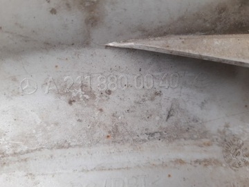 MERCEDES E W211 02-06 NÁRAZNÍKU PRZOD+LEWA LISTWA+CHROM