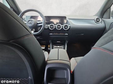 Mercedes GLA II Off-roader Facelifting 1.3 200 163KM 2025 Mercedes-Benz GLA Mercedes-Benz GLA 1.3 Benzyna 163KM, zdjęcie 12