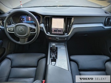 Volvo V60 II  Kombi Facelifting 2.0 B4 B 197KM 2025 Volvo V60 V60 B4 Benzyna, Plus Dark, Aktywny tempo, zdjęcie 12