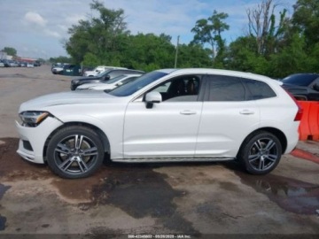 Volvo XC60 II 2021 Volvo XC 60 2021 Volvo XC60 T6 AWD Momentum 2.0 Benzyna 316KM, zdjęcie 13