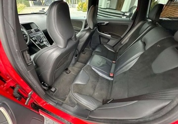 Volvo XC60 I SUV Facelifting 2.0 D4 DRIVE-E 190KM 2015 Volvo XC 60 R-DESIGN 2.0D4 AUTOMAT Zadbany Serwis Bezwypadkowy 1-wlas Salo, zdjęcie 6