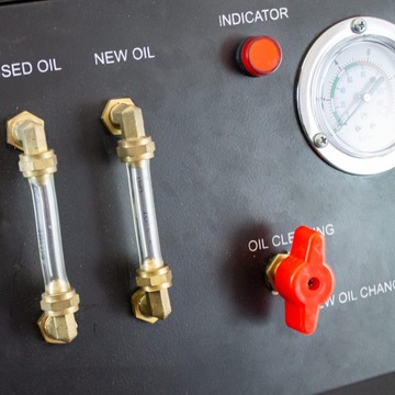 МАШИНА ДЛЯ ДИНАМИЧЕСКОЙ ЗАМЕНЫ МАСЛА В ТРАНСМИССИИ АВТОМАТИЧЕСКАЯ 12В