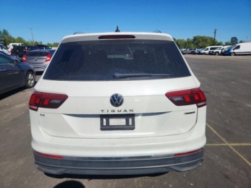 Volkswagen Tiguan II 2023 Volkswagen Tiguan 2023 VOLKSWAGEN TIGUAN SE 2.0 Benzyna 184KM, zdjęcie 3
