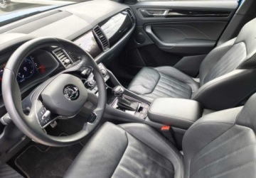 Skoda Kodiaq I SUV Facelifting 2.0 TDI SCR 200KM 2023 Skoda Kodiaq 4x4 LaurinKlement Pakiety, ACC, Kamera 360, LED Matrix, GPS,, zdjęcie 6