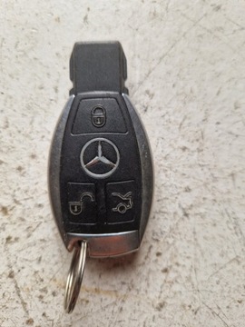KLÍČEK MERCEDES-BENZ W211