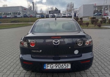 Mazda 3 I Sedan 1.6 MZ-CD 109KM 2006 Mazda 3 Zarejestrowany - ubezpieczony 1.6 Diesel 109KM, zdjęcie 7