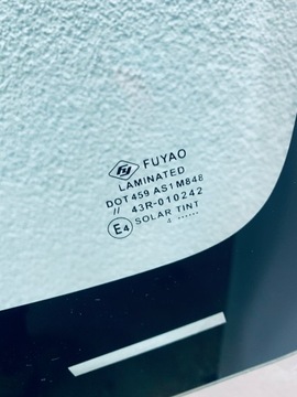SKLO (OKNO) ČELNÍ SUBARU IMPREZA VX 2011- WRX LEVORG 2014- SENSOR+GRZANIE