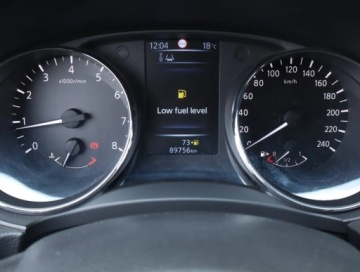Nissan Qashqai II Crossover 1.2 DIG-T 115KM 2014 Nissan Qashqai 1.2 DIG-T, Salon Polska, zdjęcie 10