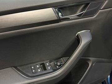 Skoda Superb III Kombi Facelifting 1.5 TSI 150KM 2023 Skoda Superb Style 1.5 TSI 150KM DSG, Bezwypadkowy, zdjęcie 17