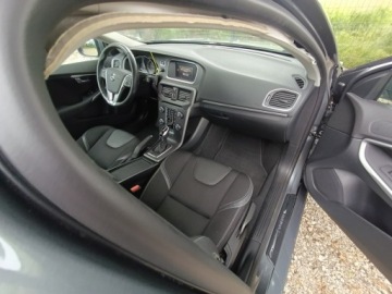 Volvo V40 II Hatchback Facelifting 2.0 D2 120KM 2019 Volvo V40 2.0d automat 50.tys km, zdjęcie 25