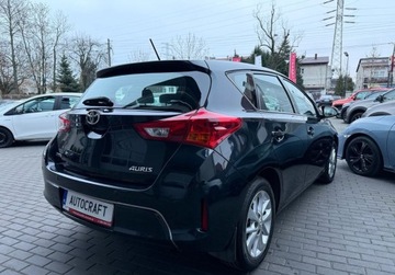 Toyota Auris II Hatchback 5d Dual VVT-i 100 99KM 2013 Toyota Auris Salon Polska, Serwis ASO, KameraCzujniki parkowania 1.3 99KM, zdjęcie 27