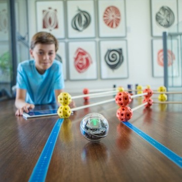 Sphero Bolt - образовательный робот для обучения и развлечения, светодиодная матрица для iOS и Android