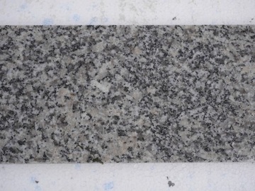 Podstopień granitowy płomieniowany schody 120x15x2cm G602 Mountain Grey