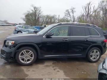Mercedes GLB 2022 Mercedes-Benz GLB 2022 MERCEDES-BENZ GLB 250 4MATIC 2.0 Benzyna 221KM, zdjęcie 14