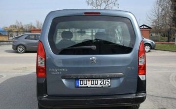 Peugeot Partner I 1.6 HDi 75KM 2011 Peugeot Partner 1..6 HDI Berlingo 5-Osobowy Bez Korozji Oryginal lakier Sp, zdjęcie 8
