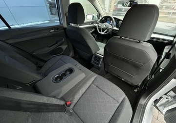 Volkswagen Golf VIII Hatchback 1.5 TSI EVO 130KM 2021 Volkswagen Golf Life Pakiety, ACC, Podgrzewane fotele, Podgrzewana kierow, zdjęcie 8