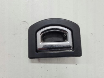VW T5 mocowanie ładunku podłogi bagażnika 8E0864203