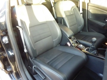 Renault Megane III Hatchback Facelifting 2013 Energy dCi 130KM 2014 Renault Megane BOSE*1.6 DCI, zdjęcie 14