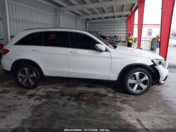 Mercedes GLC C253 2018 Mercedes-Benz GLC Glc 300 2.0 Benzyna 241KM, zdjęcie 9
